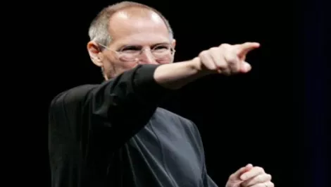 Ex-Apple manager pleads guilty to fraud