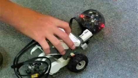University uses robots to get Kiwi pupils thinking about IT