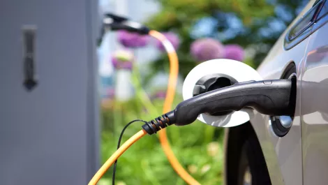 Govt builds more electric vehicle charging stations