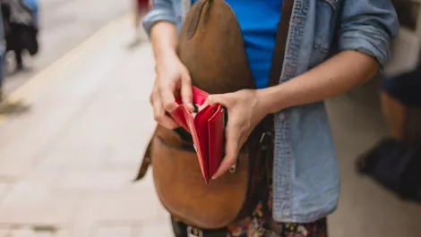 AU Fintechs vs banks: A knife edge in the cashless economy