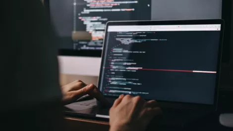 SmartBear expands API design, enabling developers to work in Java IDE IntelliJ IDEA.
