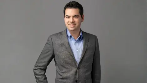 Daniel bernard headshot